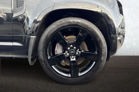DL22GLK Land Rover Defender 90 3.0 D250 X-Dynamic HSE 3dr Thumbnail #8
