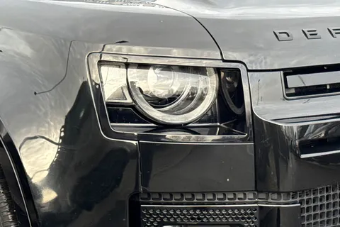 DL22GLK Land Rover Defender 90 3.0 D250 X-Dynamic HSE 3dr Thumbnail #17