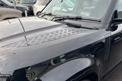 DL22GLK Land Rover Defender 90 3.0 D250 X-Dynamic HSE 3dr Thumbnail #20