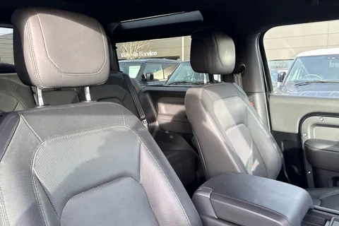 DL22GLK Land Rover Defender 90 3.0 D250 X-Dynamic HSE 3dr Thumbnail #21