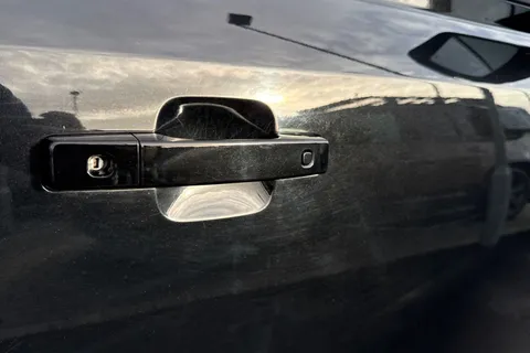 DL22GLK Land Rover Defender 90 3.0 D250 X-Dynamic HSE 3dr Thumbnail #29