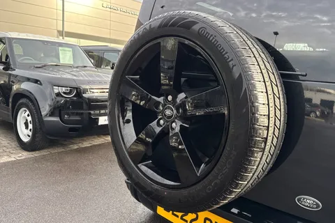 DL22GLK Land Rover Defender 90 3.0 D250 X-Dynamic HSE 3dr Thumbnail #30