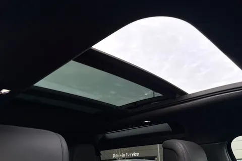 DL22GLK Land Rover Defender 90 3.0 D250 X-Dynamic HSE 3dr Thumbnail #31