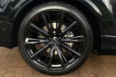 BK75LLP Audi Q8 SUV  Black Edition 50 TDI quattro 286 PS tiptronic Thumbnail #9