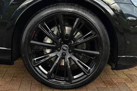 BK75LLP Audi Q8 SUV  Black Edition 50 TDI quattro 286 PS tiptronic Thumbnail #10