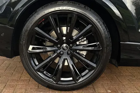 BK75LLP Audi Q8 SUV  Black Edition 50 TDI quattro 286 PS tiptronic Thumbnail #11