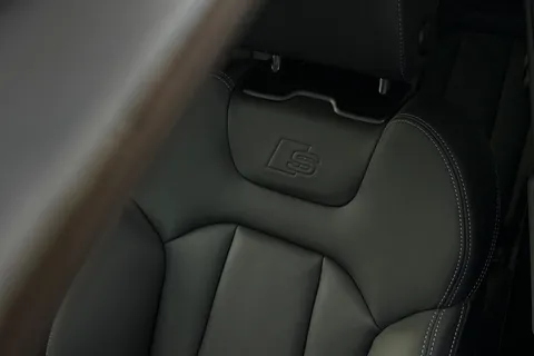 BK75LLP Audi Q8 SUV  Black Edition 50 TDI quattro 286 PS tiptronic Thumbnail #31