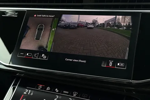 BK75LLP Audi Q8 SUV  Black Edition 50 TDI quattro 286 PS tiptronic Thumbnail #40