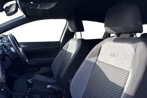 MD19HKO Volkswagen Polo 1.0 TSI 95 R-Line 5dr Thumbnail #16