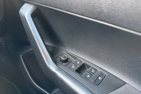 MD19HKO Volkswagen Polo 1.0 TSI 95 R-Line 5dr Thumbnail #21