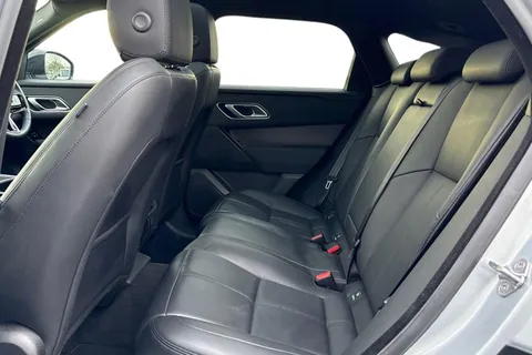 4 of 49 for Land Rover Range Rover Velar 2.0 D200 Dynamic SE 5dr