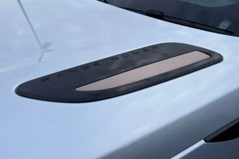 29 of 49 for Land Rover Range Rover Velar 2.0 D200 Dynamic SE 5dr