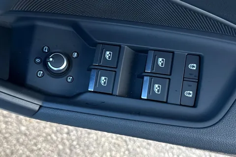 KT23OMJ Audi A3 MY23.5 Black Edition 35 TDI  150 PS S tronic Thumbnail #21