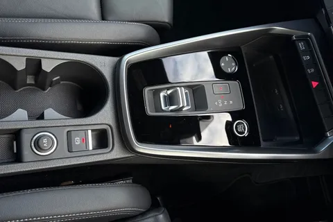 KT23OMJ Audi A3 MY23.5 Black Edition 35 TDI  150 PS S tronic Thumbnail #23