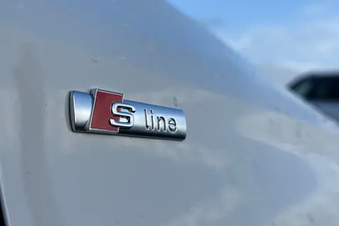 KT23OMJ Audi A3 MY23.5 Black Edition 35 TDI  150 PS S tronic Thumbnail #25