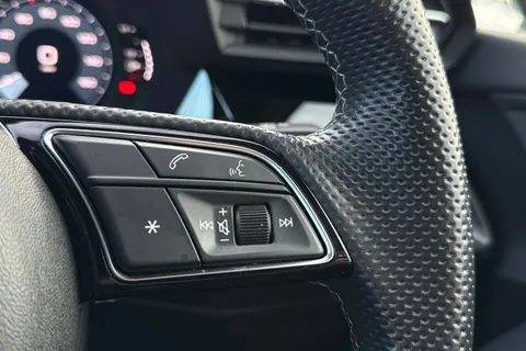 KT23OMJ Audi A3 MY23.5 Black Edition 35 TDI  150 PS S tronic Thumbnail #35