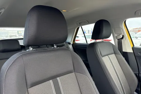 CP19CCU Volkswagen T-Roc 1.5 TSI EVO SE 5dr Thumbnail #23