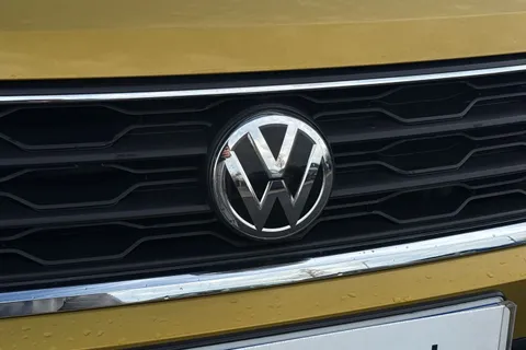 CP19CCU Volkswagen T-Roc 1.5 TSI EVO SE 5dr Thumbnail #26