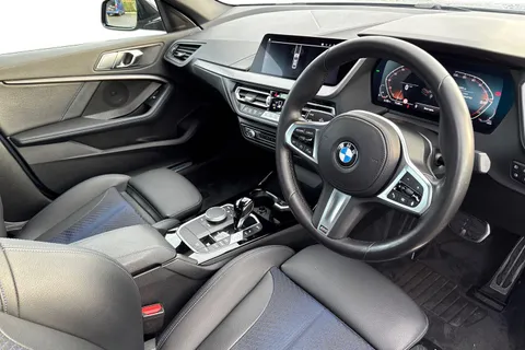 HJ72LBL BMW 2 Series Gran Coupe 1.5 218i M Sport DCT Euro 6 (s/s) 4dr Thumbnail #13