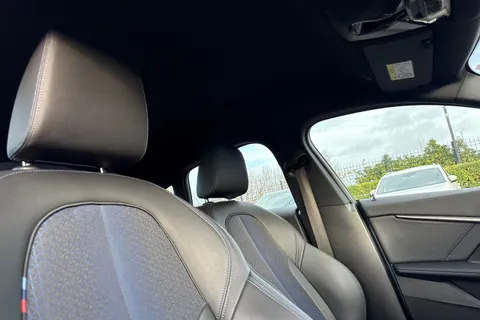 HJ72LBL BMW 2 Series Gran Coupe 1.5 218i M Sport DCT Euro 6 (s/s) 4dr Thumbnail #23