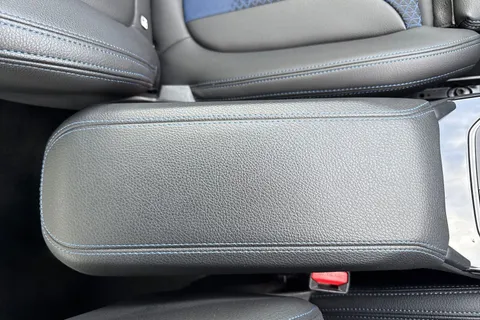 HJ72LBL BMW 2 Series Gran Coupe 1.5 218i M Sport DCT Euro 6 (s/s) 4dr Thumbnail #53