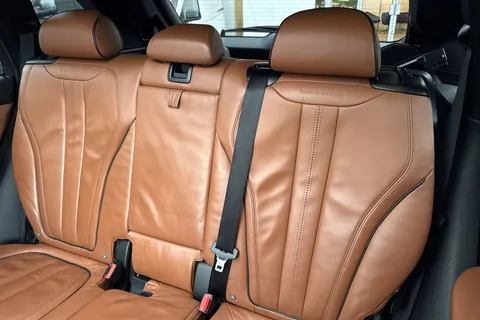 YA16ZFH BMW X5 3.0 40d M Sport Auto xDrive Euro 6 (s/s) 5dr Thumbnail #19