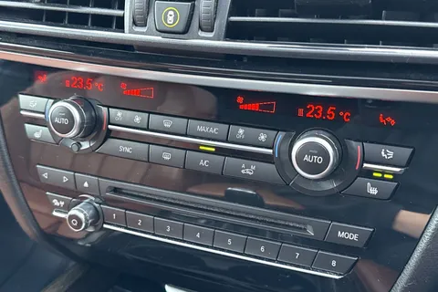 YA16ZFH BMW X5 3.0 40d M Sport Auto xDrive Euro 6 (s/s) 5dr Thumbnail #22