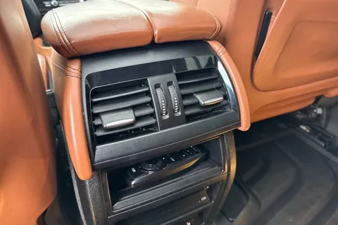 YA16ZFH BMW X5 3.0 40d M Sport Auto xDrive Euro 6 (s/s) 5dr Thumbnail #37