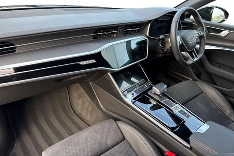 PK74VKX Audi A6 Avant Avant Black Edition 40 TDI quattro 204 PS S tronic Thumbnail #14