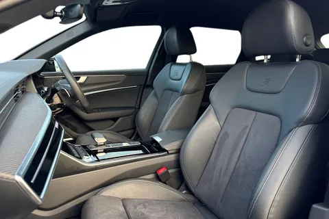 PK74VKX Audi A6 Avant Avant Black Edition 40 TDI quattro 204 PS S tronic Thumbnail #15