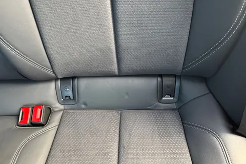 PK74VKX Audi A6 Avant Avant Black Edition 40 TDI quattro 204 PS S tronic Thumbnail #40