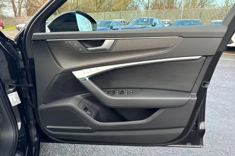 PK74VKX Audi A6 Avant Avant Black Edition 40 TDI quattro 204 PS S tronic Thumbnail #45