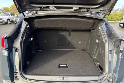 HY70OXT PEUGEOT 3008 1.2 PureTech Allure Euro 6 (s/s) 5dr Thumbnail #6