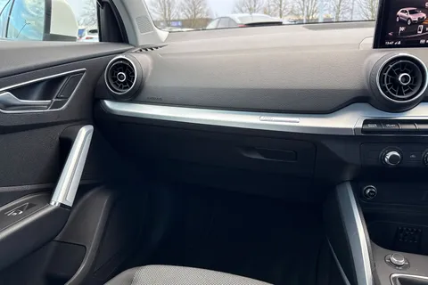 DF67ZXY Audi Q2 1.4 TFSI CoD Sport Euro 6 (s/s) 5dr Thumbnail #19