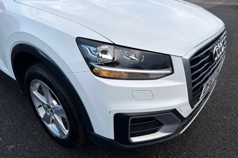DF67ZXY Audi Q2 1.4 TFSI CoD Sport Euro 6 (s/s) 5dr Thumbnail #24
