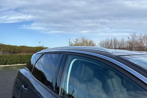 HY70OXT PEUGEOT 3008 1.2 PureTech Allure Euro 6 (s/s) 5dr Thumbnail #28