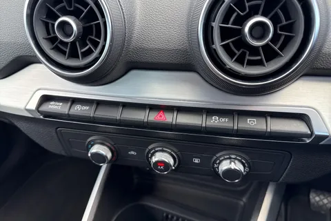 DF67ZXY Audi Q2 1.4 TFSI CoD Sport Euro 6 (s/s) 5dr Thumbnail #52