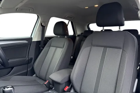 AP25EOB Volkswagen T-Roc 1.5 TSI Match 5dr DSG | Rear Camera | App connect Thumbnail #15