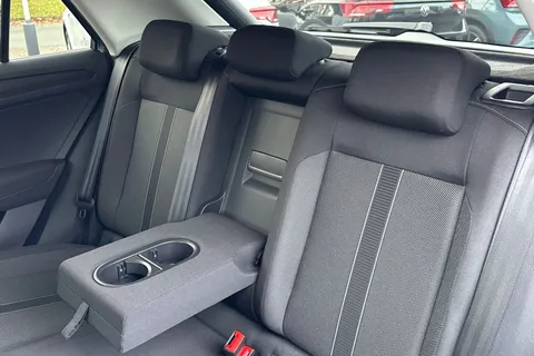 AP25EOB Volkswagen T-Roc 1.5 TSI Match 5dr DSG | Rear Camera | App connect Thumbnail #18