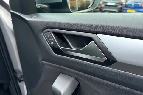 AP25EOB Volkswagen T-Roc 1.5 TSI Match 5dr DSG | Rear Camera | App connect Thumbnail #20