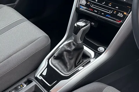 AP25EOB Volkswagen T-Roc 1.5 TSI Match 5dr DSG | Rear Camera | App connect Thumbnail #22