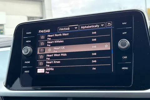 AP25EOB Volkswagen T-Roc 1.5 TSI Match 5dr DSG | Rear Camera | App connect Thumbnail #27