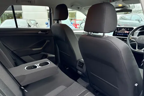 AP25EOB Volkswagen T-Roc 1.5 TSI Match 5dr DSG | Rear Camera | App connect Thumbnail #34
