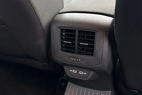 AP25EOB Volkswagen T-Roc 1.5 TSI Match 5dr DSG | Rear Camera | App connect Thumbnail #35