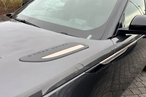 21 of 48 for Land Rover Range Rover Velar 2.0 D200 Dynamic SE 5dr