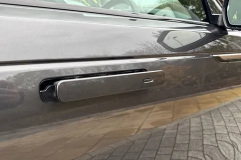 30 of 48 for Land Rover Range Rover Velar 2.0 D200 Dynamic SE 5dr