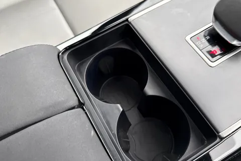 44 of 48 for Land Rover Range Rover Velar 2.0 D200 Dynamic SE 5dr