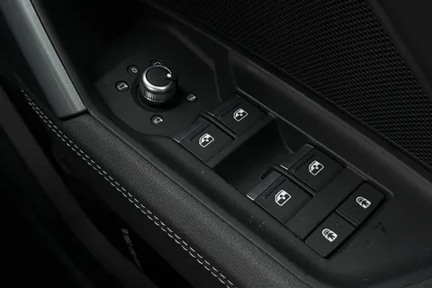 BV25EDO Audi A3 S line 30 TFSI  116 PS S tronic Thumbnail #37