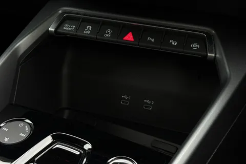 BV25EDO Audi A3 S line 30 TFSI  116 PS S tronic Thumbnail #38