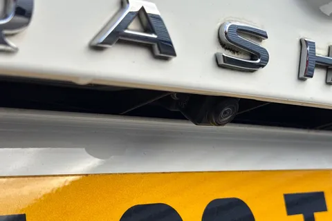 DL22TWC Nissan Qashqai 1.3 DIG-T MHEV Acenta Premium Euro 6 (s/s) 5dr Thumbnail #30